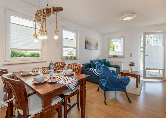 Appartementhaus Goethe 01 *